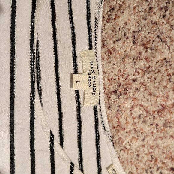 Max Studio Sleeveless Tee Blouse Top Women’s L White Black Striped Tied - Picture 2 of 6
